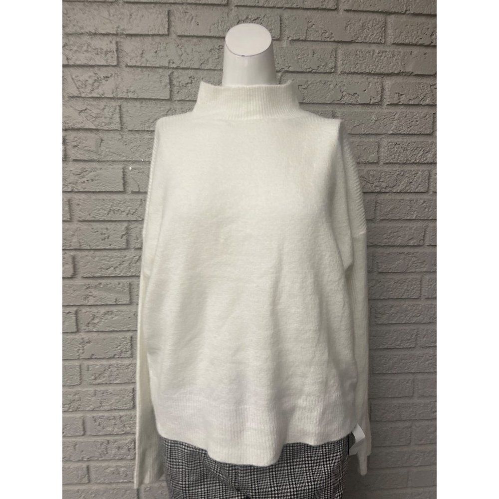 Time And Tru Ivory Long Sleeve Oversized Sweater Size M (8-10)